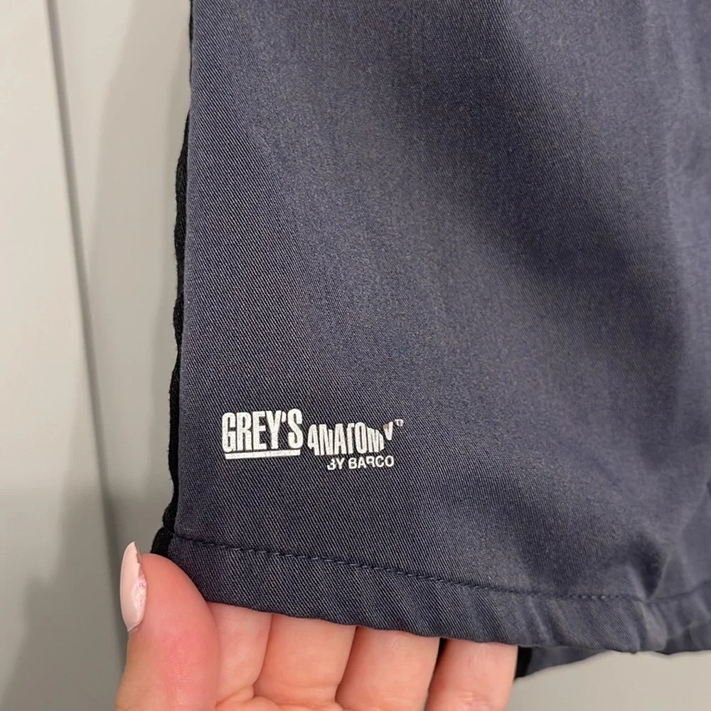 Grey’s Anatomy By Barco Scrub Top Lot XS - Picture 5 of 16